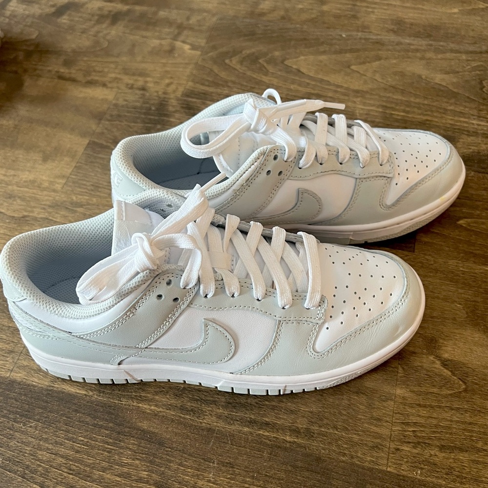 Nike Dunks Grey
